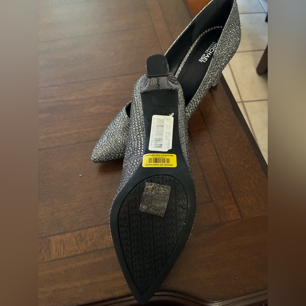 Women’s shoes